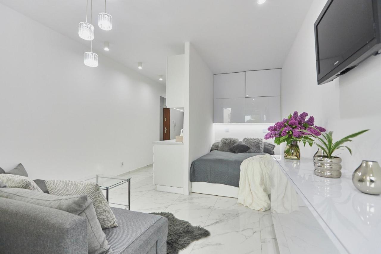 Апартаменты Apartament 21 Свиноуйсьце Экстерьер фото
